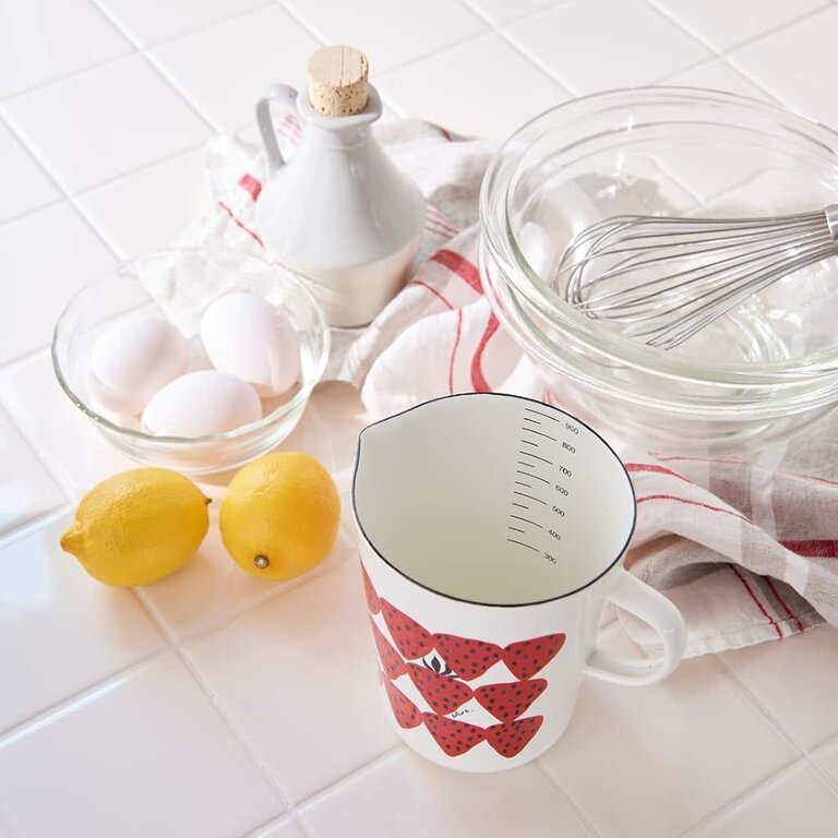 Kumu Japan Strawberry Enamel Measuring Cup 930ml