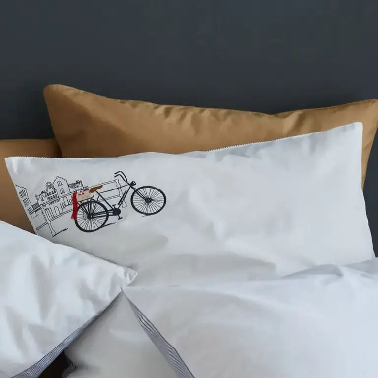 Sylvie Thiriez Sylvie Thiriez Embroidered Cushion Amsterdam 65cm (w. insert)