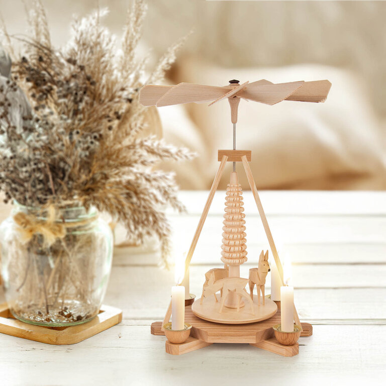 DS DS German Pyramid - Tree w. Deer