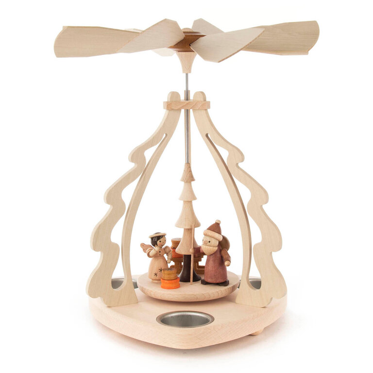 DS DS German Pyramid Santa Tealight