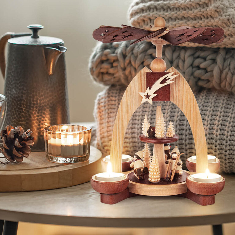 DS DS German Pyramid  2 Tier Forest Scene Tealight