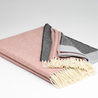 MND MND Lambswool Throw Paris MND MND Lambswool Throw Paris