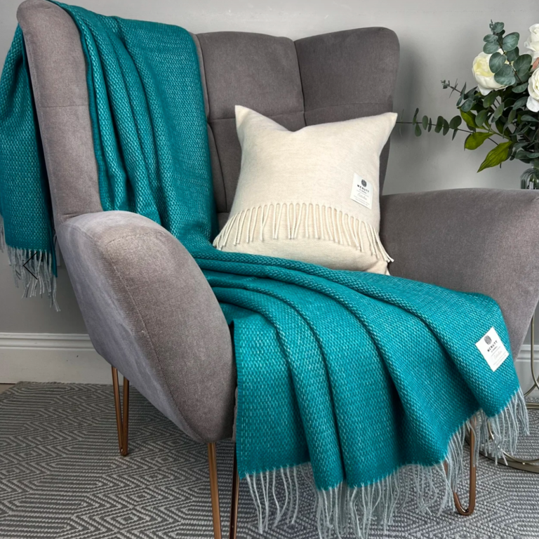 MND MND Merino Wool Throw - Pool Green