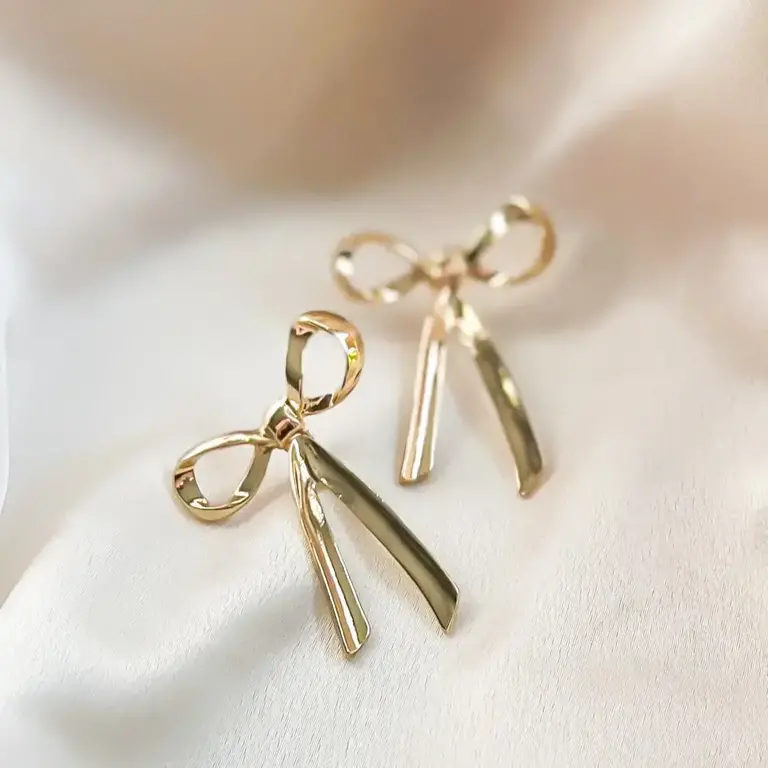 NC (Natalie Clare) NC Dangle Bow Earrings - Large