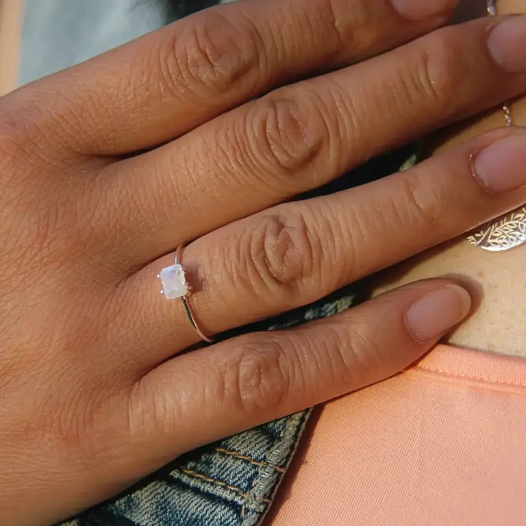 Heart & Lotus HL Rainbow Moonstone Inner Knowing Ring