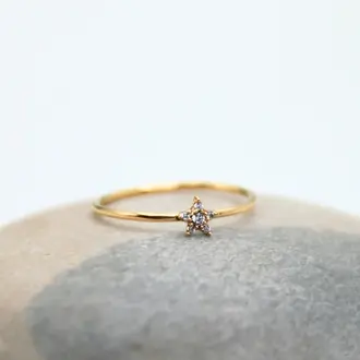 Heart & Lotus HL Tiny Star Cubic Zirconia Ring