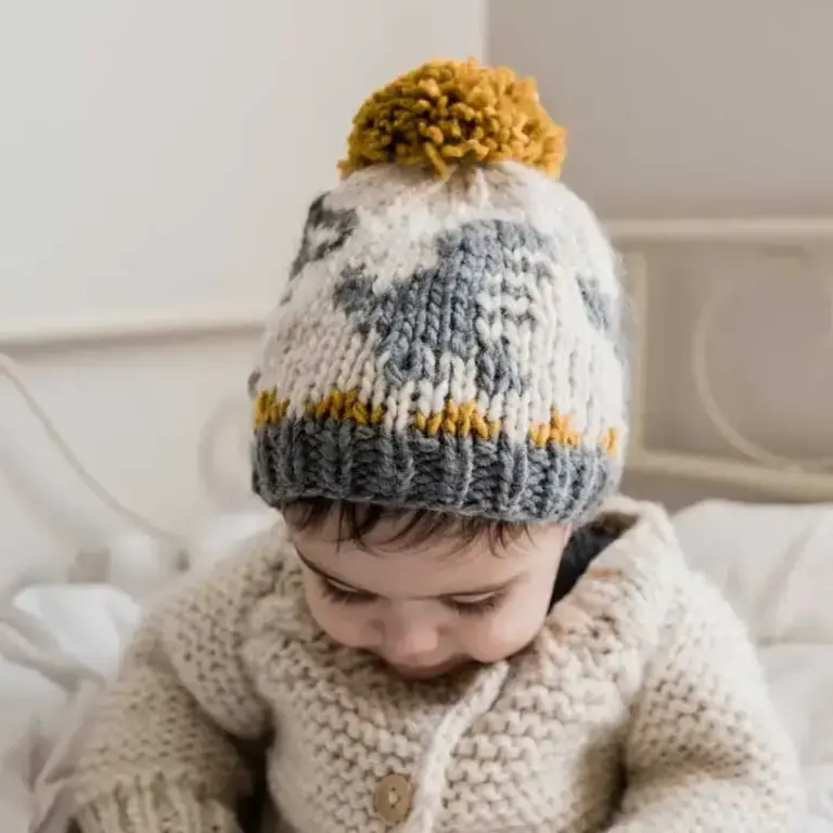 Hug Knits Hug Knits Handknit T-Rex Beanie