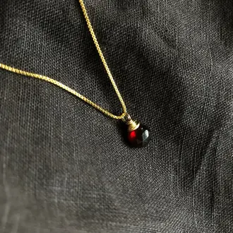 Naked Sage Naked Sage Ava Necklace Garnet Gold 18"