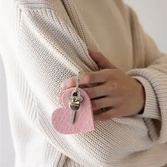 Graf Lantz Graf Lantz Merino Heart Key Fob - Rock Salt