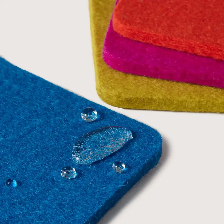 Graf Lantz Graf Lantz Merino Coasters S/4 Square - Electric