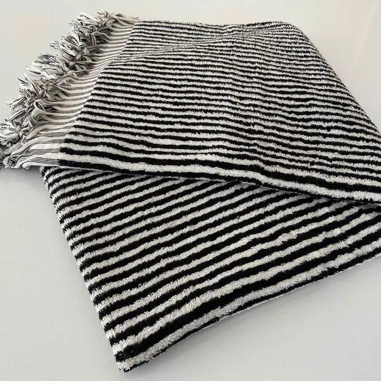 Yurtlus Yurtlus - Organic Turkish Bath Towel - Black Stripes
