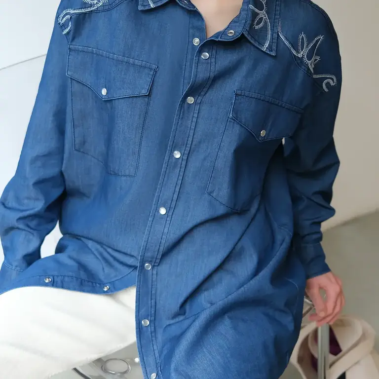 Privé Privé Oversized Western Style Embroidered Shirt