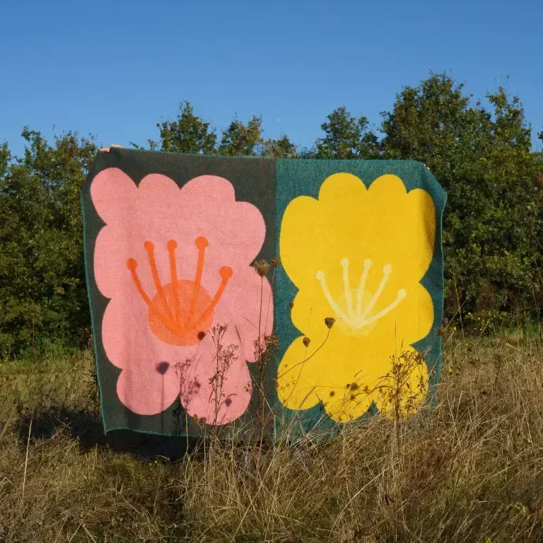 Donna Wilson Donna Wilson Bloom Lambswool Blanket