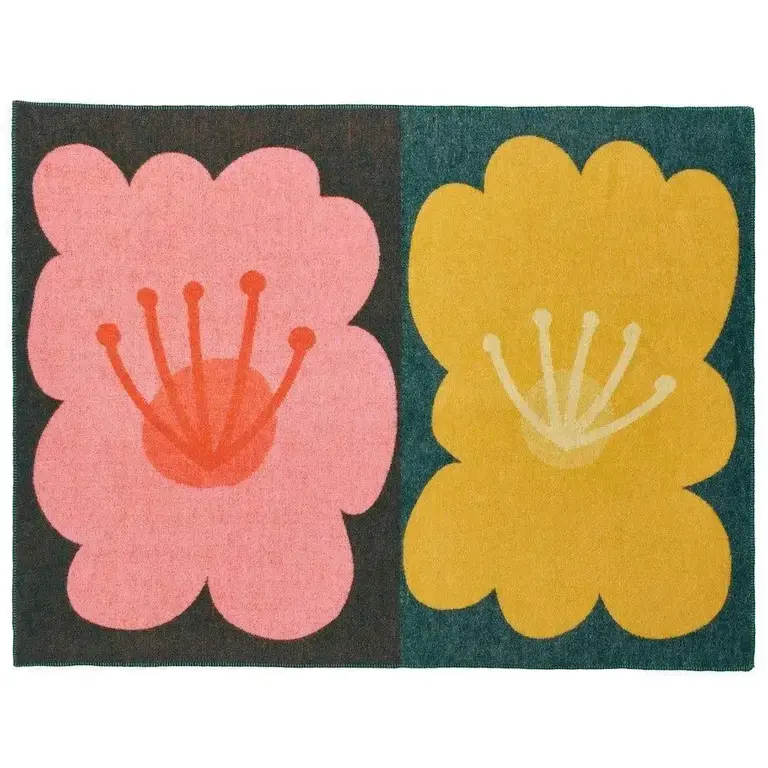 Donna Wilson Donna Wilson Bloom Lambswool Blanket