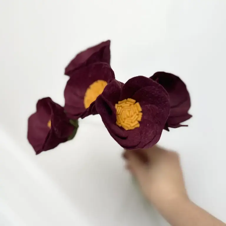 Fleurish Fleurish  Felt Teacup Rose Burgundy (Single)