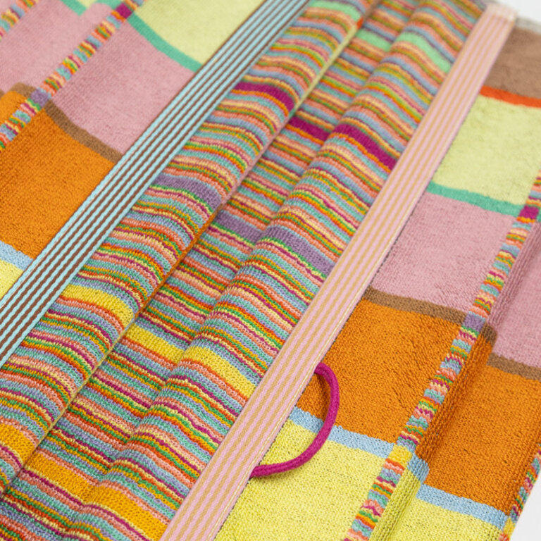 Foekje Fleur Foekje Fleur Bath Towel #68 Criss Cross