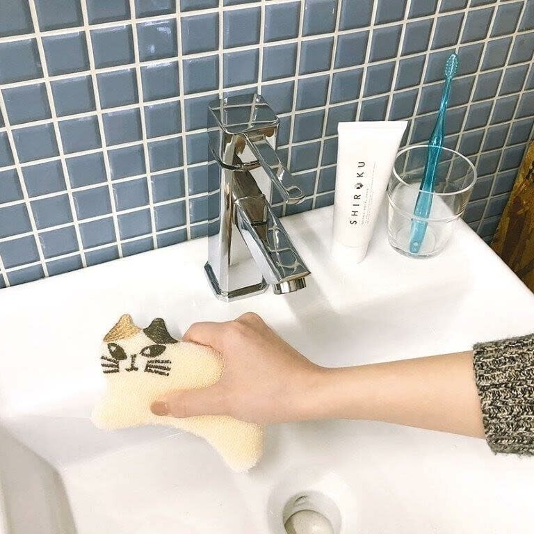 Toki Cat Sponge White