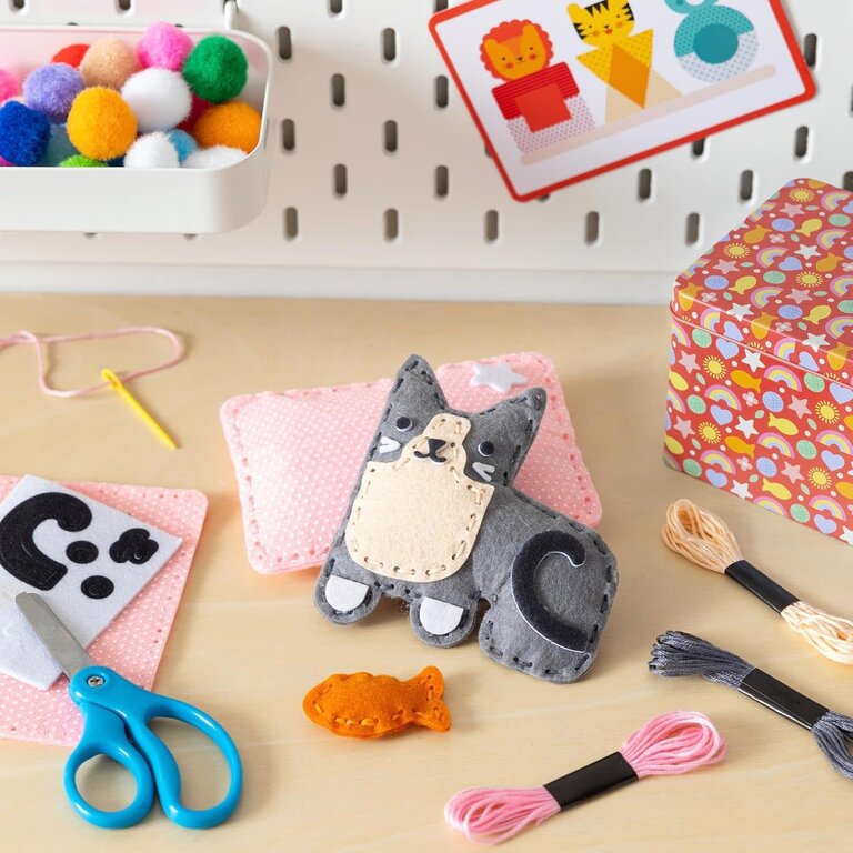 Raincoast Books Raincoast Mini Craft Kit Pocket Pet Kitten