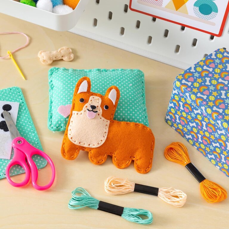 Raincoast Books Raincoast Mini Craft Kit Pocket Pet Corgi