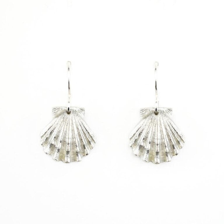 Morning Moon Morning Moon Sunrise Scallop Earrings - Frosted Sterling Silver
