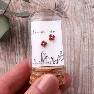 Attic Attic Beautiful Sister Red Jewel Studs Gold