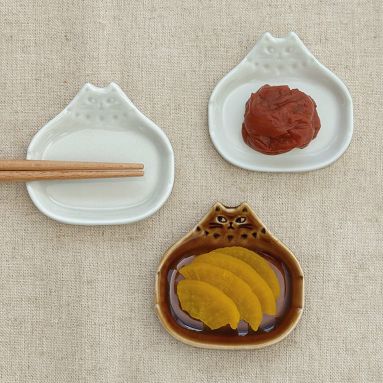Fika Japan Fika Chopsticks Rest/ Small Dish Caramel Cat