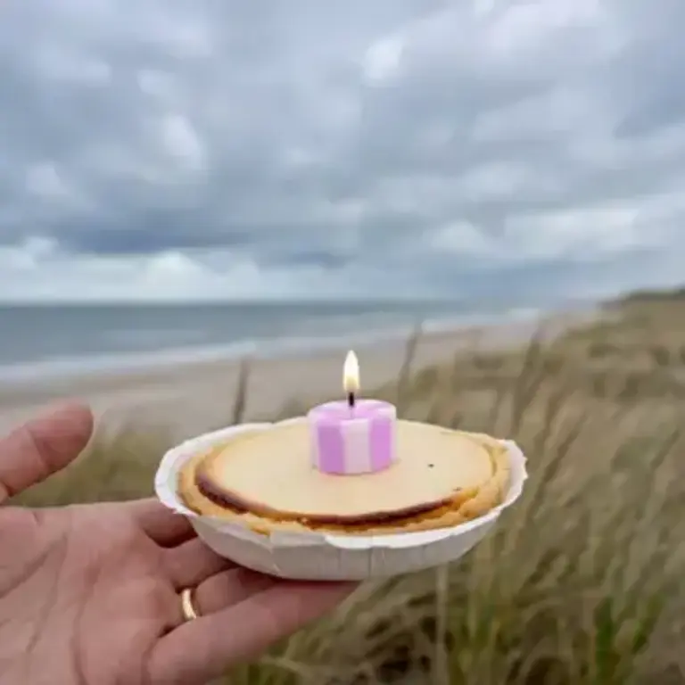 Not The Girl NTG Bonbon Candles Fun S/16