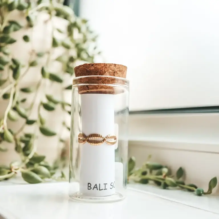 Bali Soul Bali Soul Cowrie Shell Ring O/S 18k Plated Gold