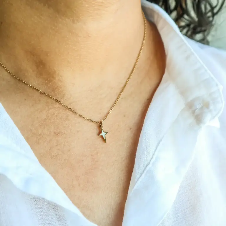 Bali Soul Bali Soul North Star Mother of Pearl Necklace 18k Plated Gold
