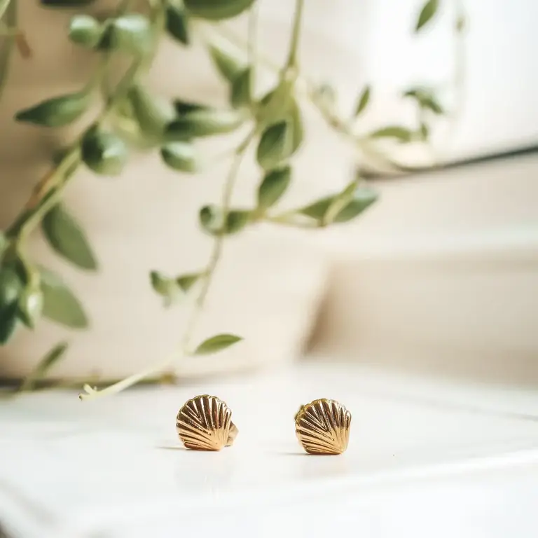 Bali Soul Bali Soul Shell Stud Earrings 18k Plated Gold