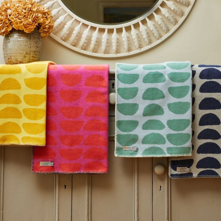 Tweedmill Tweedmill UK Halfmoon Cotton Throw Pink 140x160