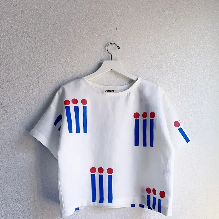 Joolee Joolee Silk Screened Candle Linen Top