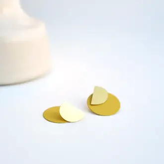 Copper Bee Copper Bee Overlay Large Two-in-One Studs - Mustard Semi Circle Copper Bee Copper Bee Overlay Large Two-in-One Studs - Mustard Semi Circle