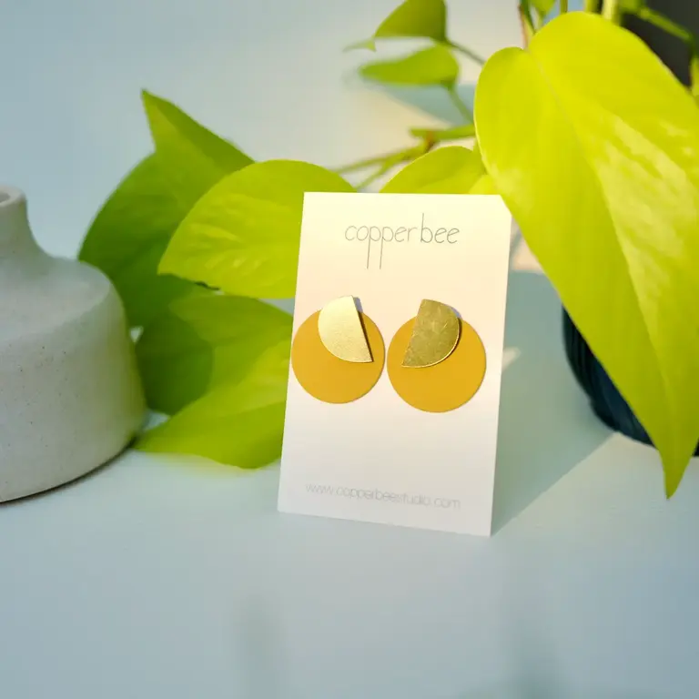 Copper Bee Copper Bee Overlay Large Two-in-One Studs - Mustard Semi Circle