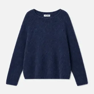 Tamba Tamba Long Sleeved Floofy Ribbed Sweater O/S