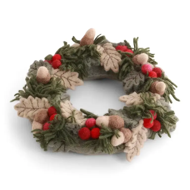 EGS EGS Fair Trade Wreath w Berries Leaves Acorns 20cm