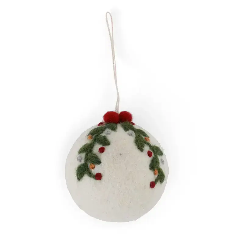 EGS EGS Fair Trade Felt Bauble White w Garland
