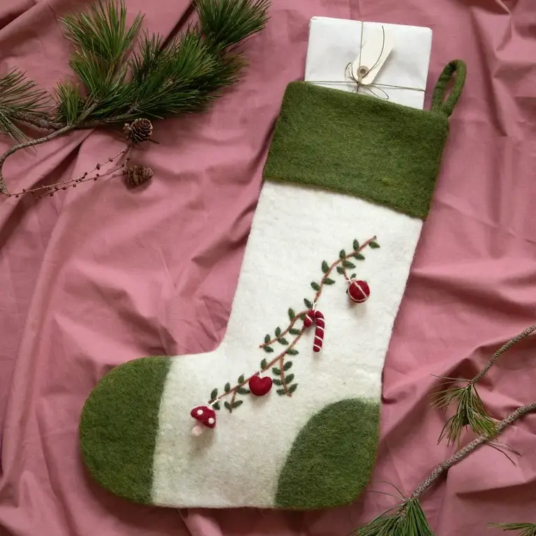 EGS EGS  Fair Trade Felt Stocking w Holiday Garland