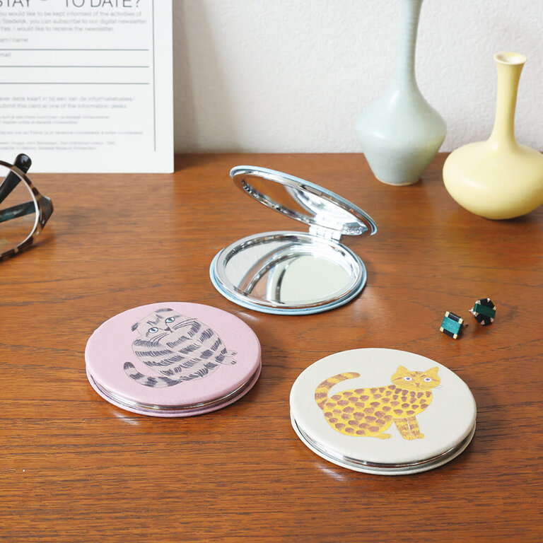 Hachi Japan Matsuo Miyuki Cat Pocket Mirror Stella