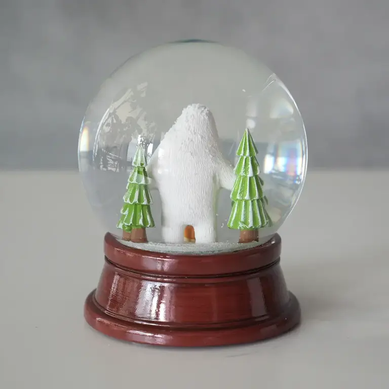 Creative Co Creative Co Yeti Snowglobe v 1 Forest