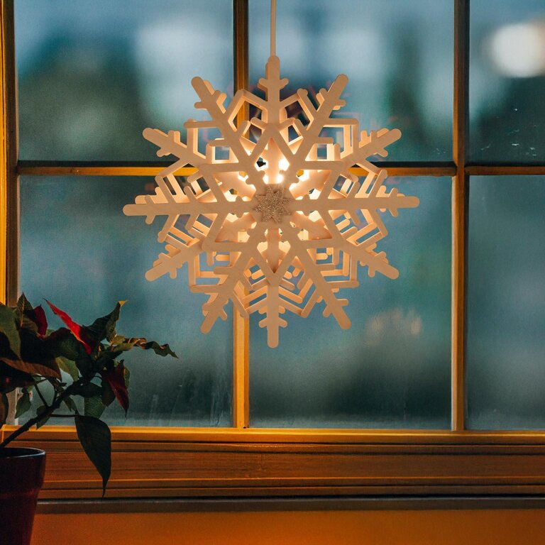 DS German Wooden Window Snowflake v. 3 (Electric)