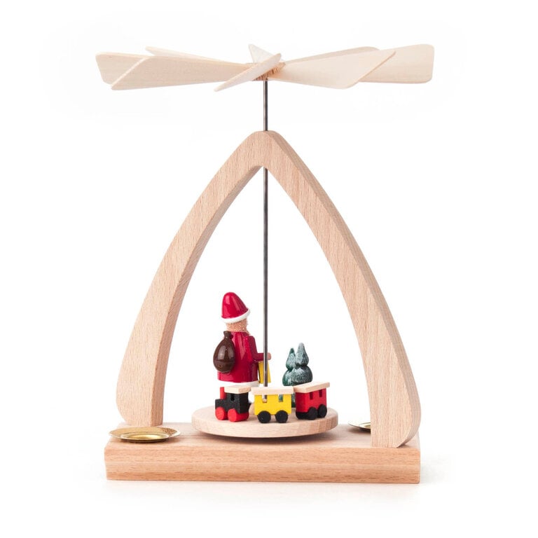 DS German Pyramid Santa and Train