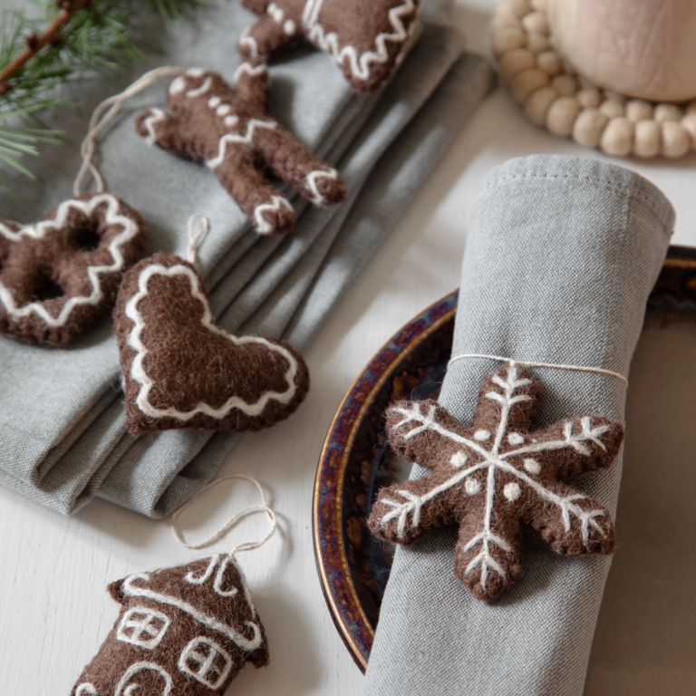 EGS EGS Fair Trade Ornament Gingerbread House (Simple)