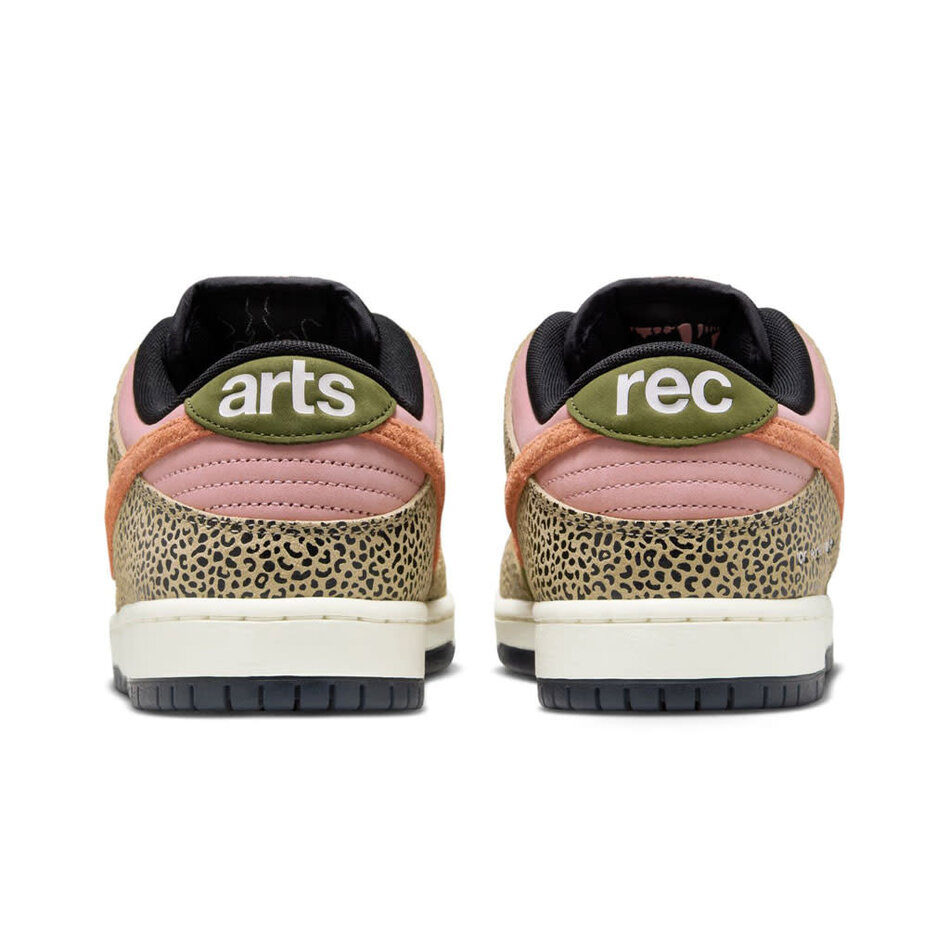Nike SB x Arts-Rec Dunk Low Pro QS - Escapist