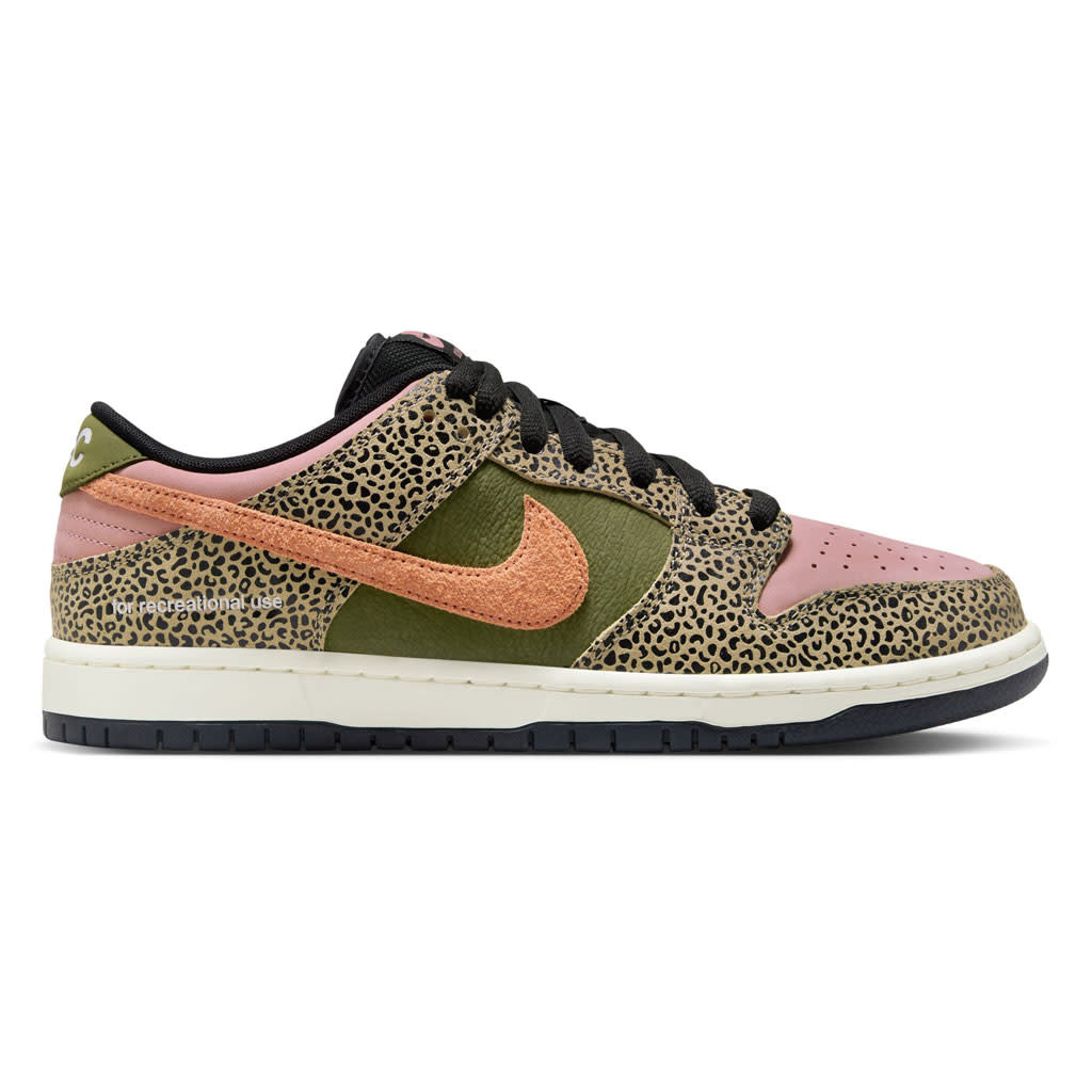スケートボード NIKE SB Dunk Low Pro QS Arts-Rec US9.5 Nike SB x Arts-Rec Dunk Low Pro QS - Escapist