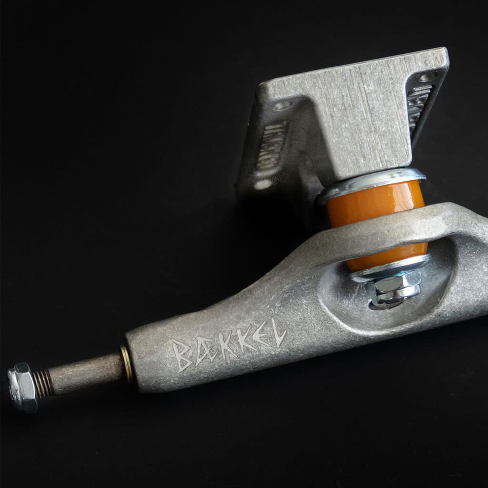 Independent Kevin Baekkel Pro Hollow Stage 11 Trucks