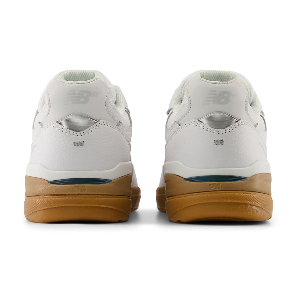 New Balance Numeric 933 White/Gum