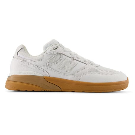New Balance Numeric 933 White/Gum