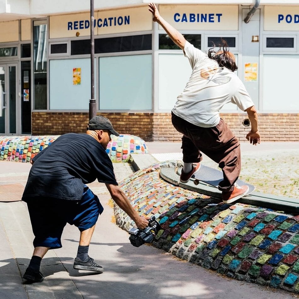 Magenta Headquarters DVD