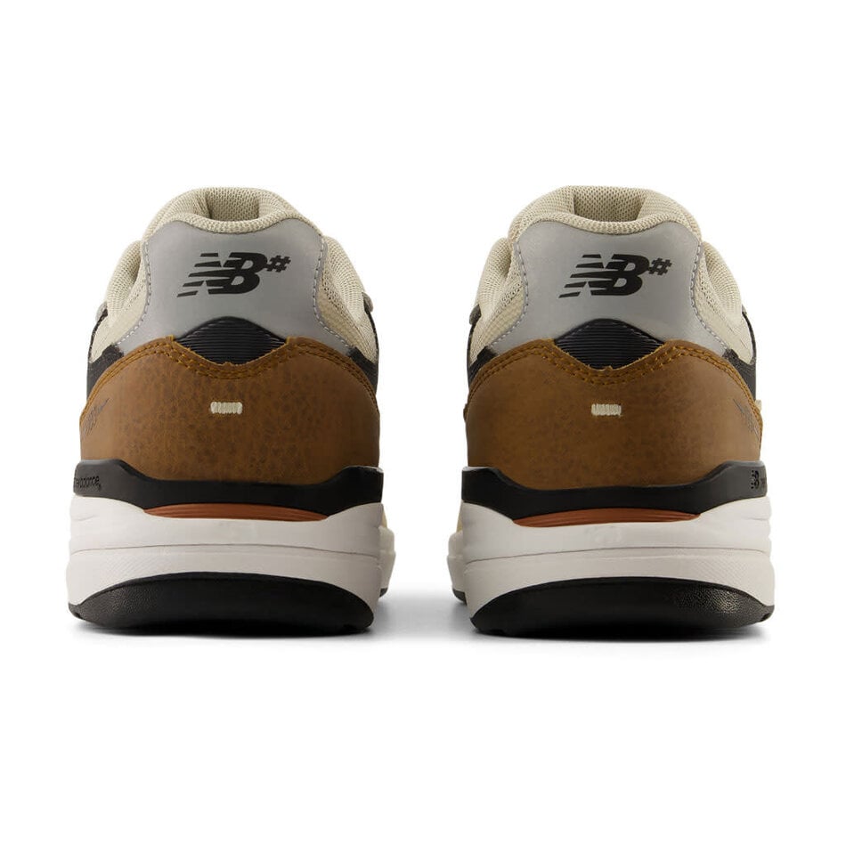 New Balance Numeric 933 Sea Salt/Brown
